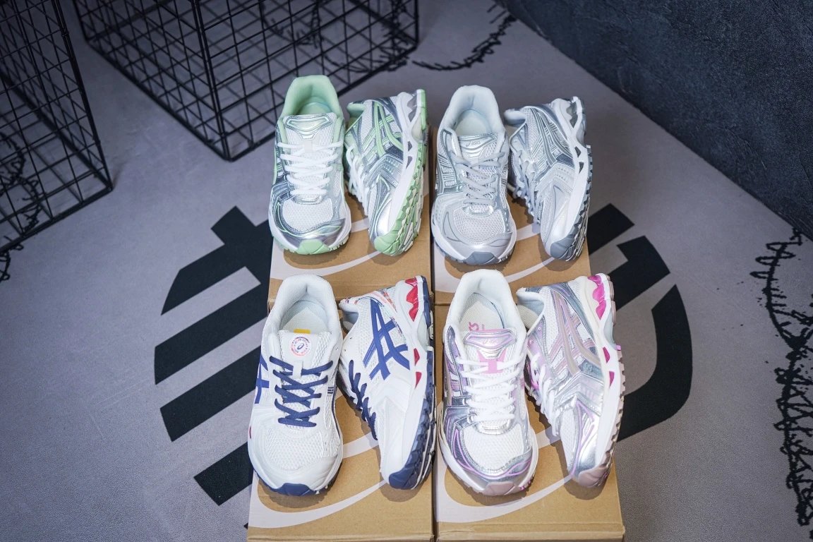 Asics Gel-Kayano 14