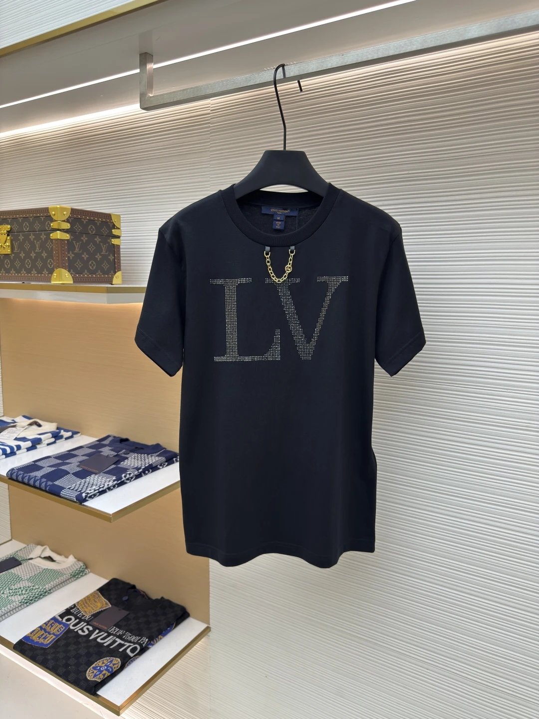 Louis Vuitton LV Monogram T-Shirt [2 styles]