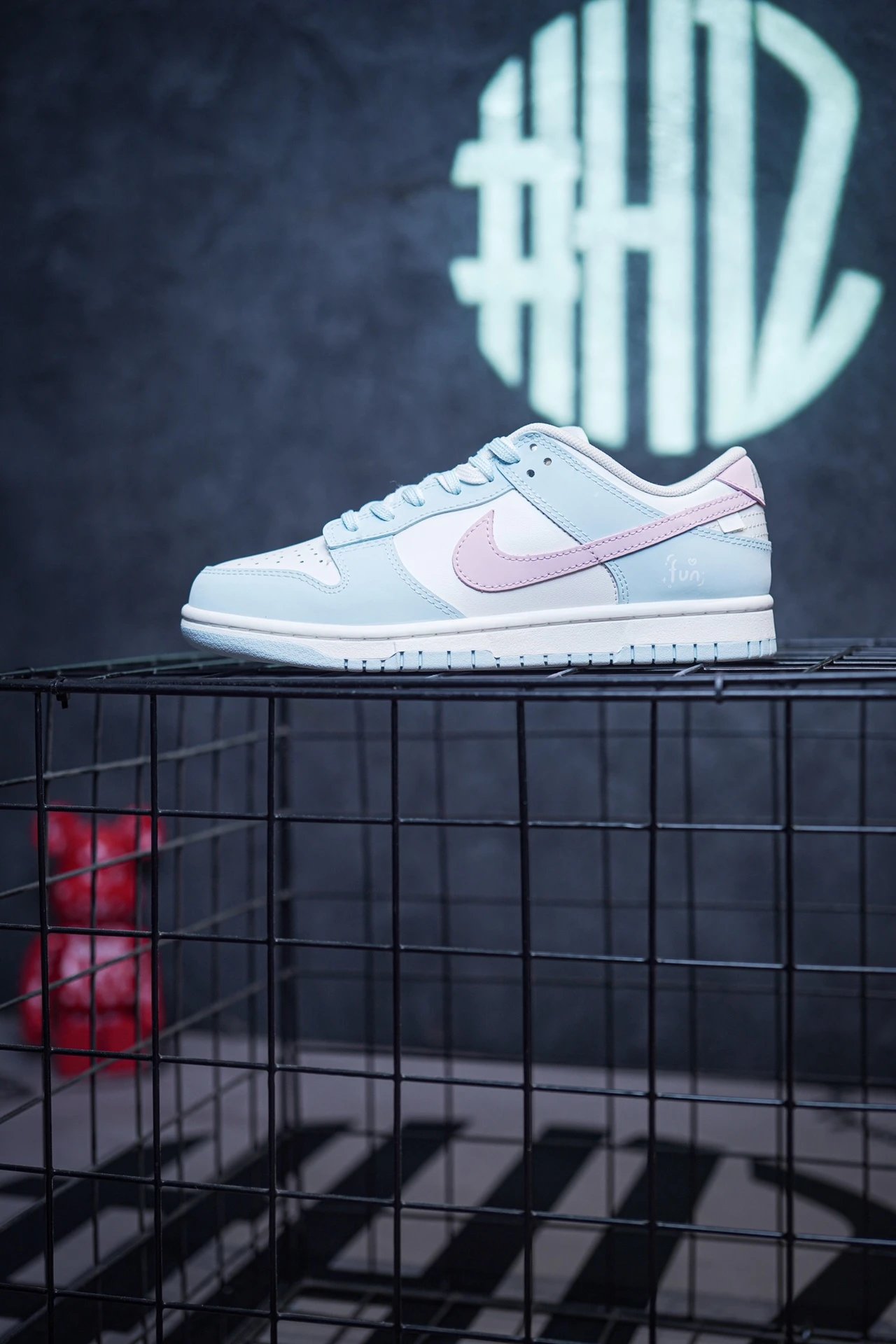 Nike Dunk Low Sneakers