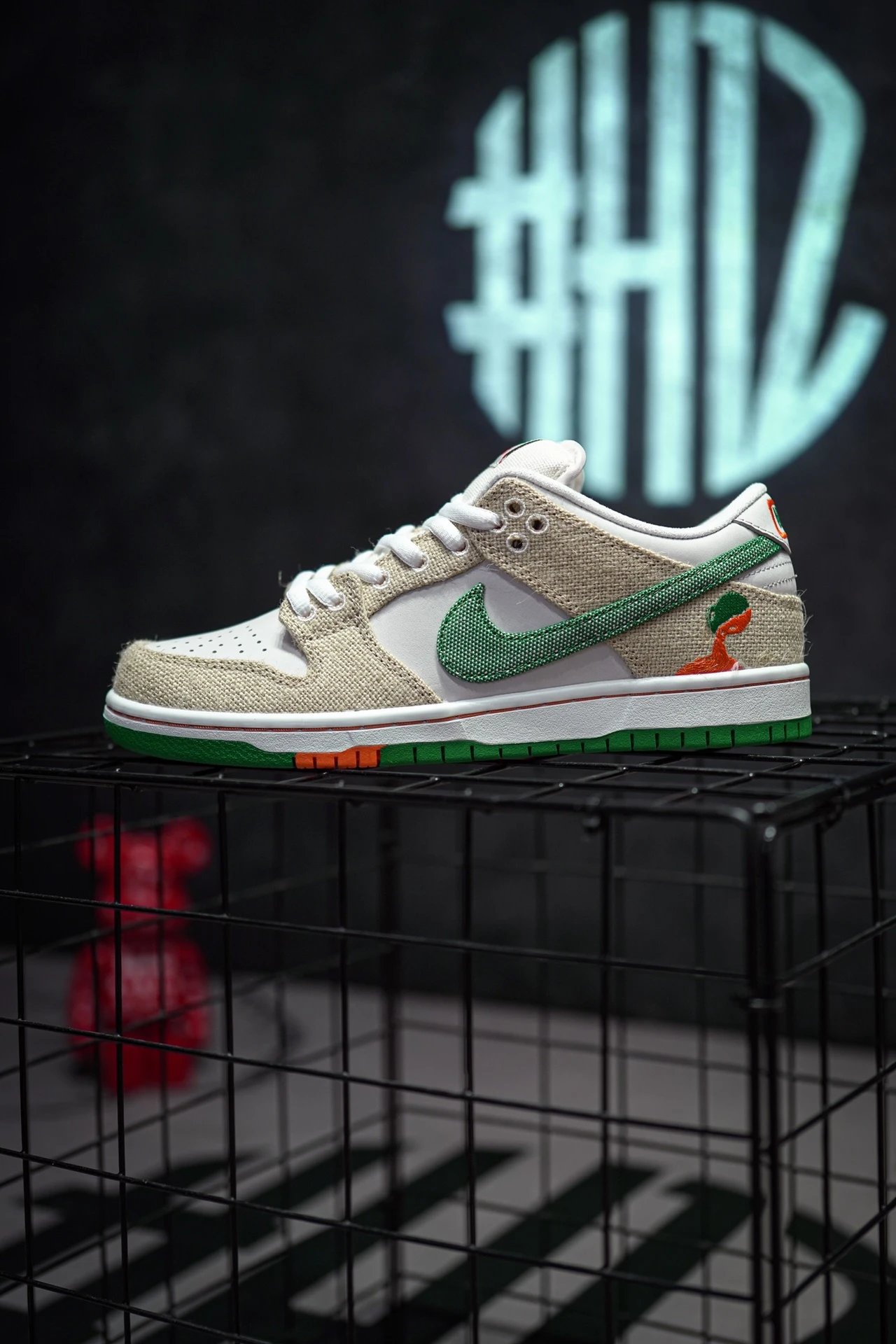 Jarritos x NIKE SB D