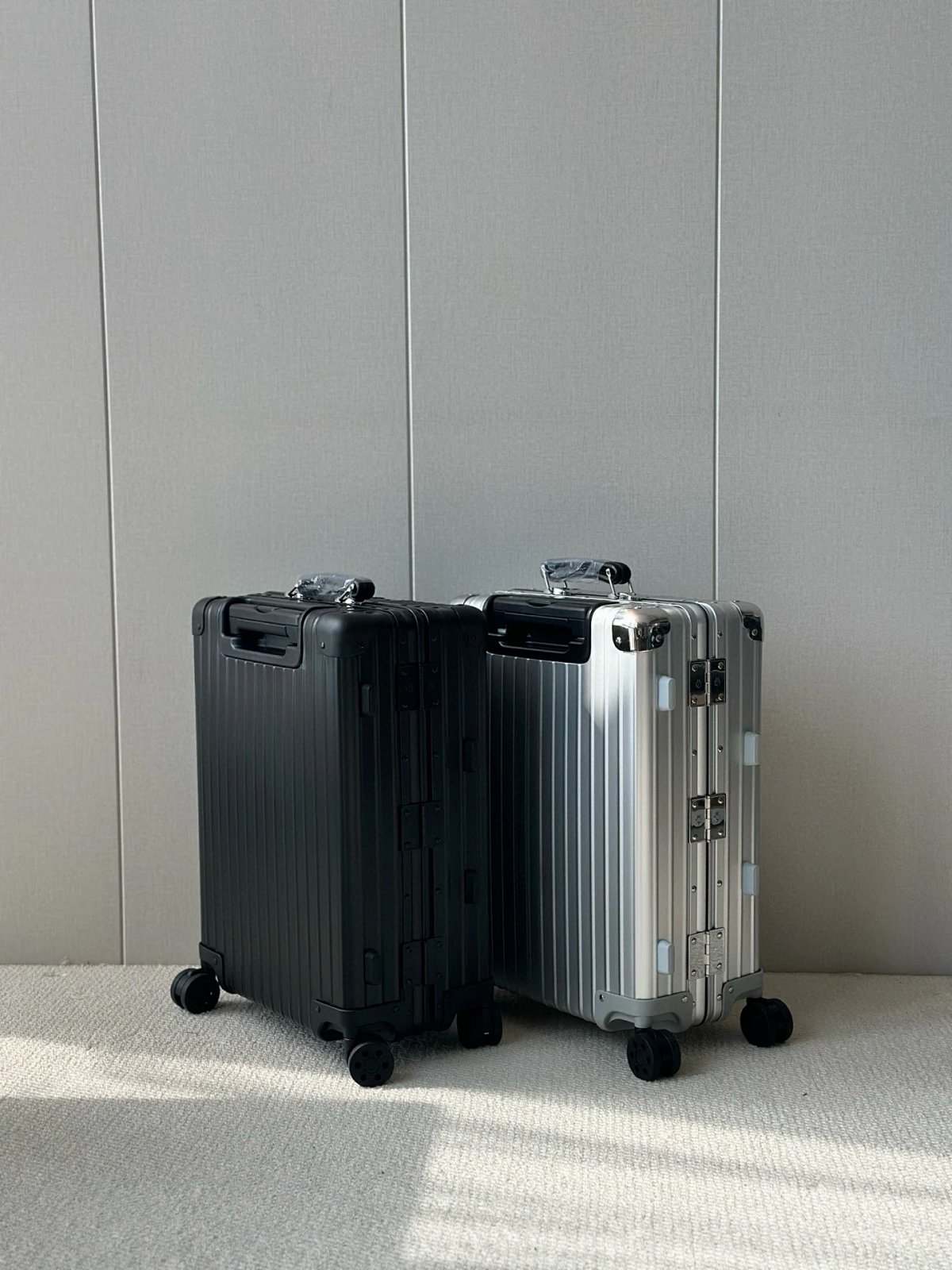 Rimowa Essential Glossy Lime Green Suitcase product detail 2 in Litbuy spreadsheet finds