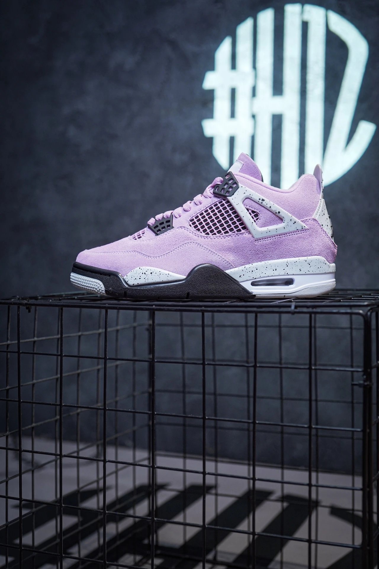 Air Jordan 4 'Orchid' Pink and Black
