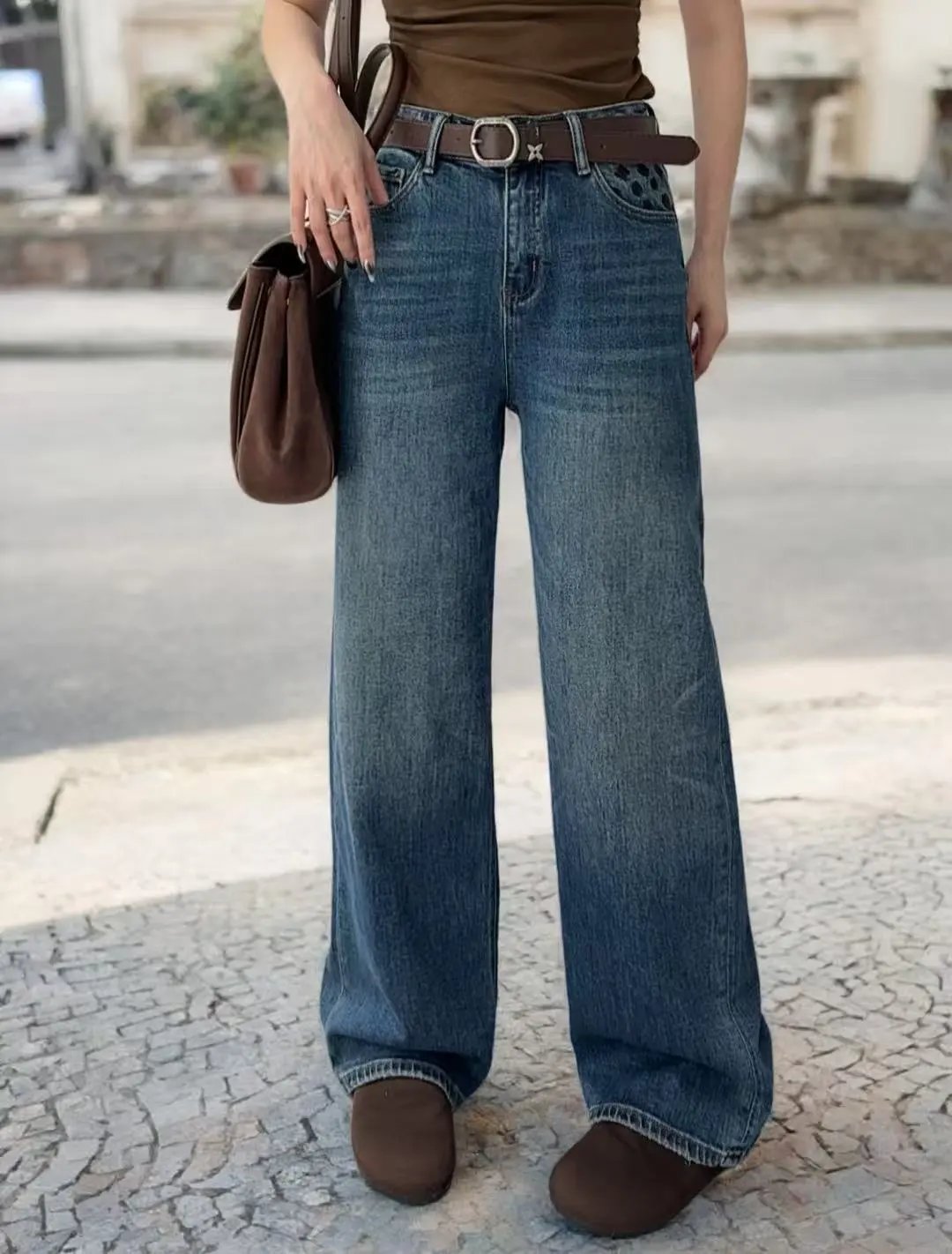 Wide-Leg Denim Jeans [1 style]