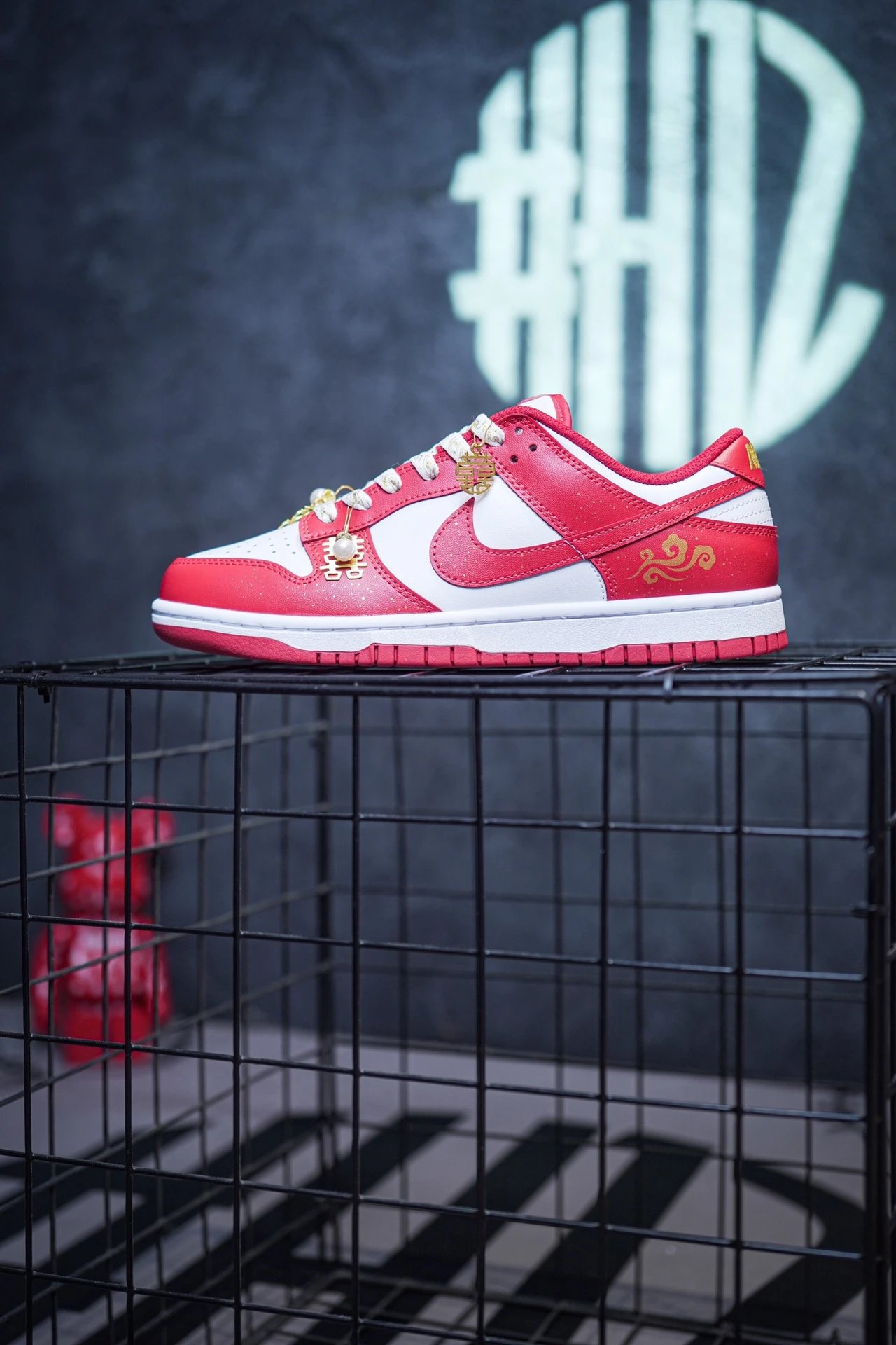 Nike Dunk Low Sneakers