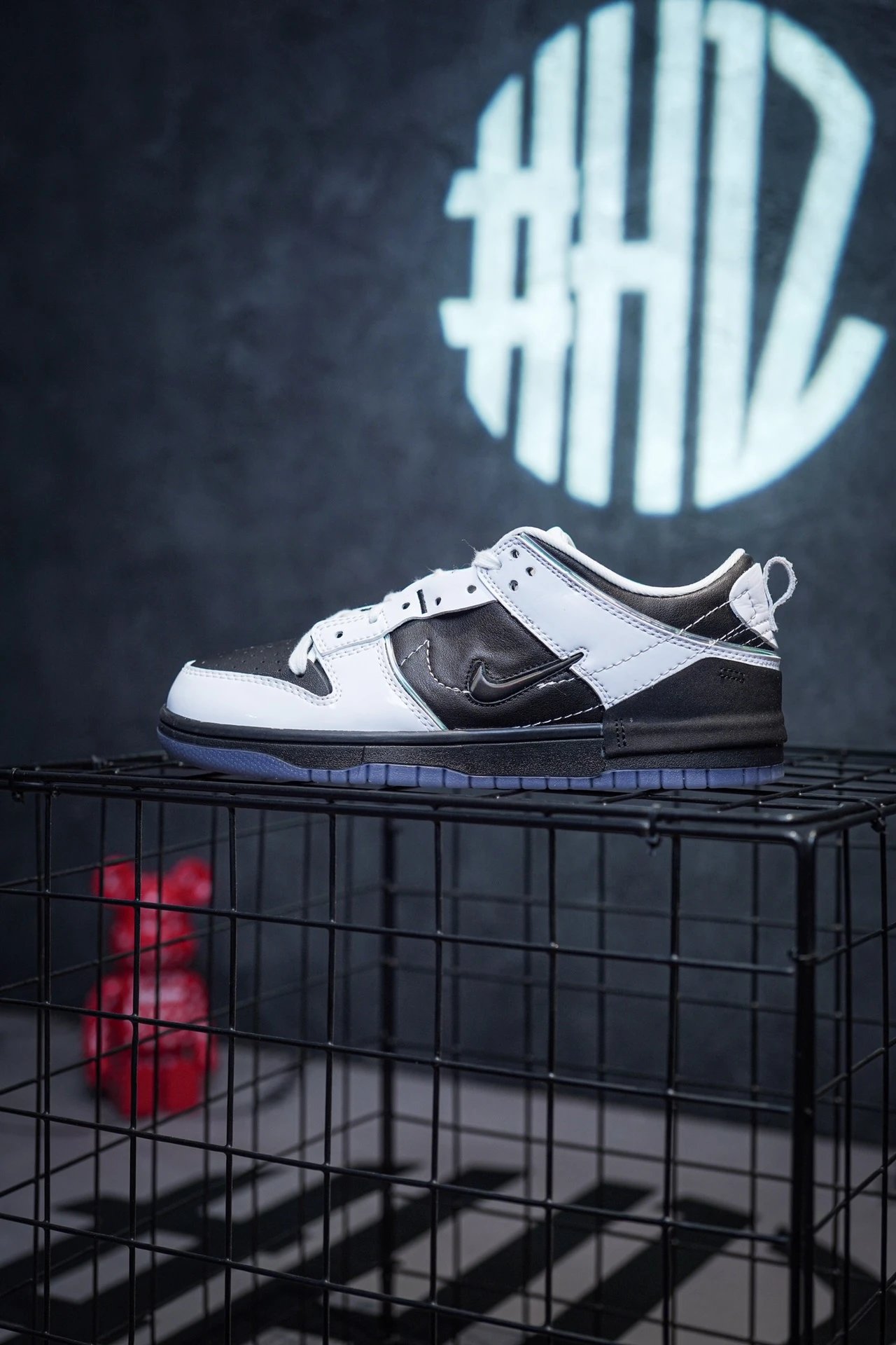 NIKE Dunk Low Disrupt 2 Years of Dragon
