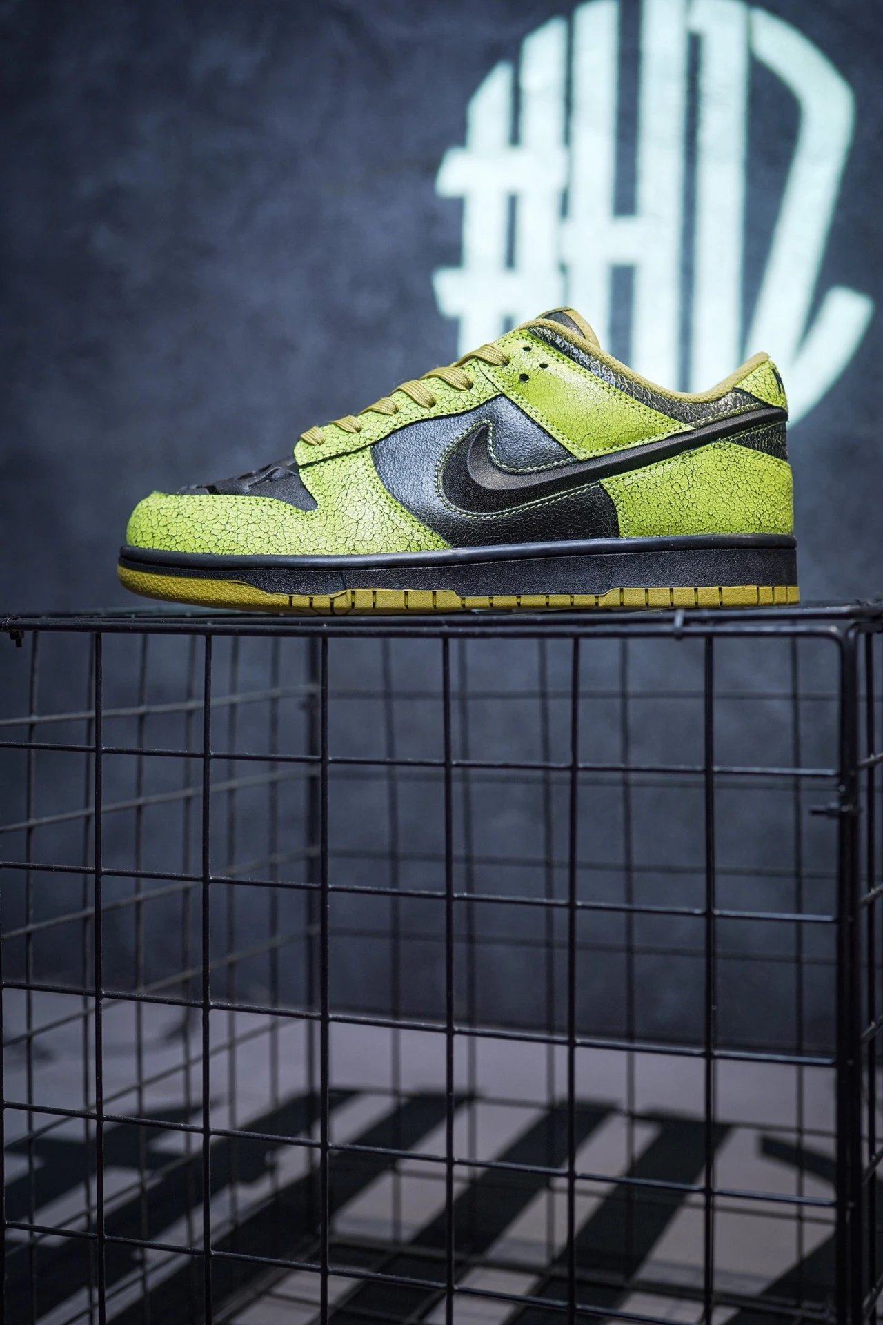 NIKE Dunk Low "Halloween"