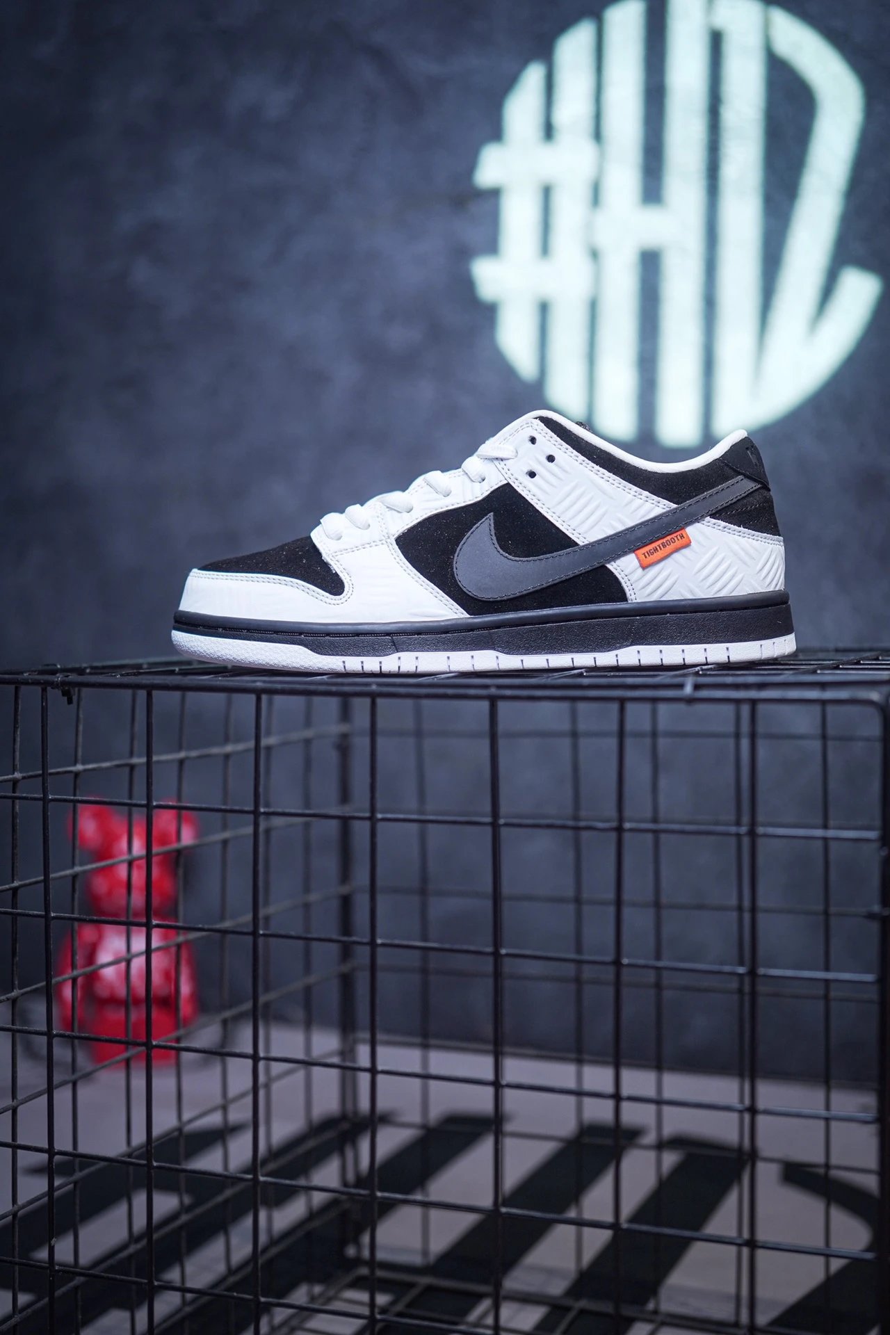 Nike SB Dunk Low TIGHTBOOTH Black and White