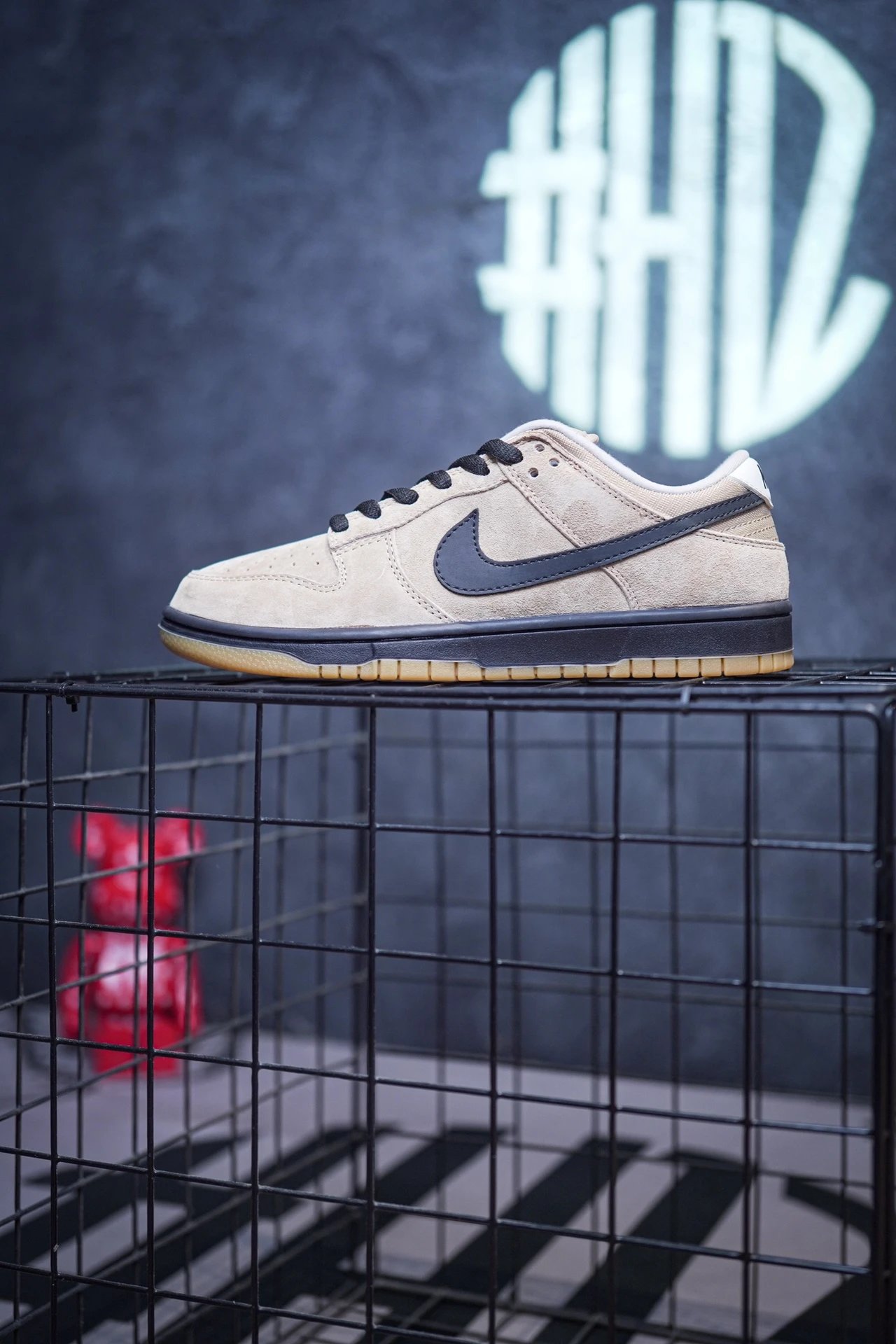 Nike Dunk Low Sneakers