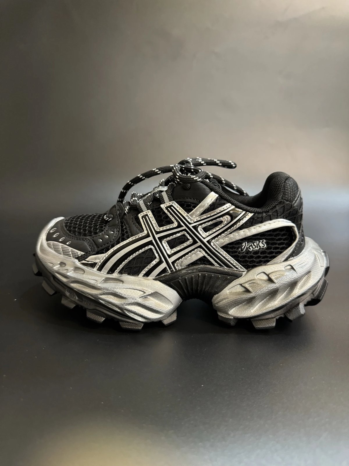 ASICS Gel-Kayano 14 White / Black Chunky Sneakers product detail 2 in Litbuy spreadsheet finds