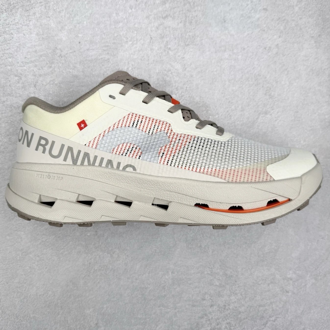 On Running Cloud 5 Sneakers