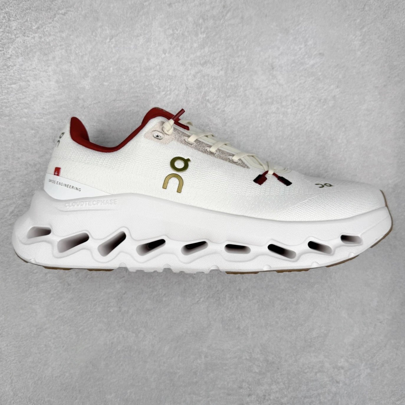 On CloudTec Phase Sneakers