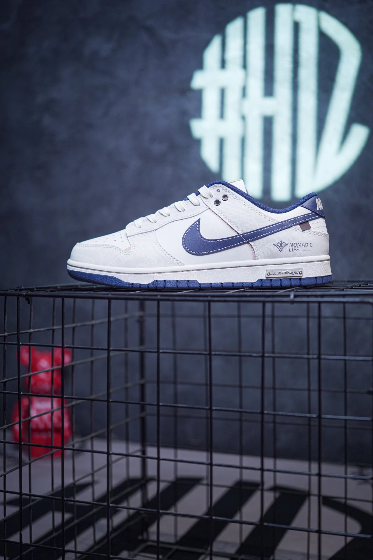 Nike Dunk Low Sneakers