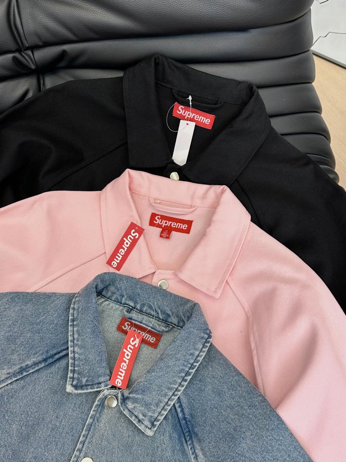 Supreme Arch Logo Denim Jacket Light Wash product detail 12 in Litbuy spreadsheet finds