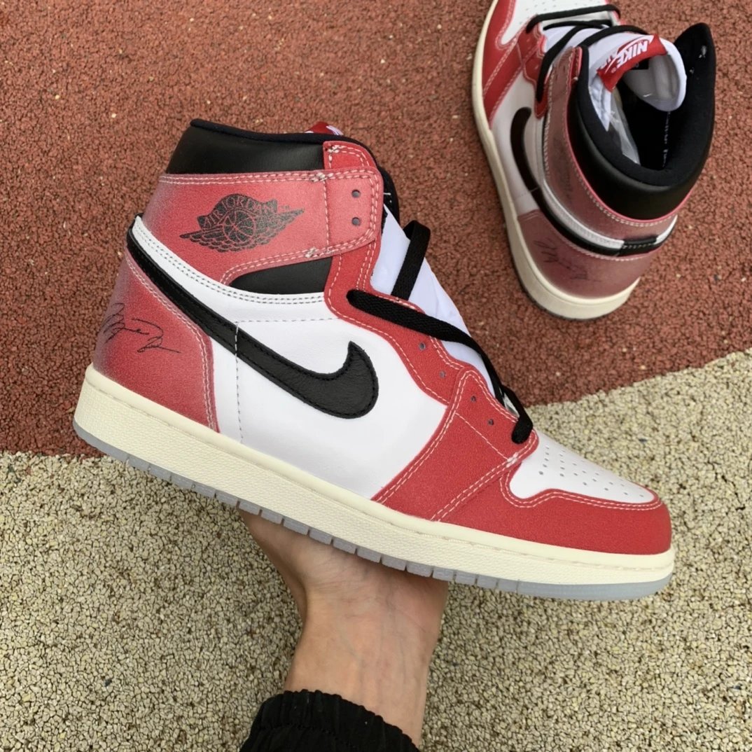 Nike Air Jordan 1 High Sneakers