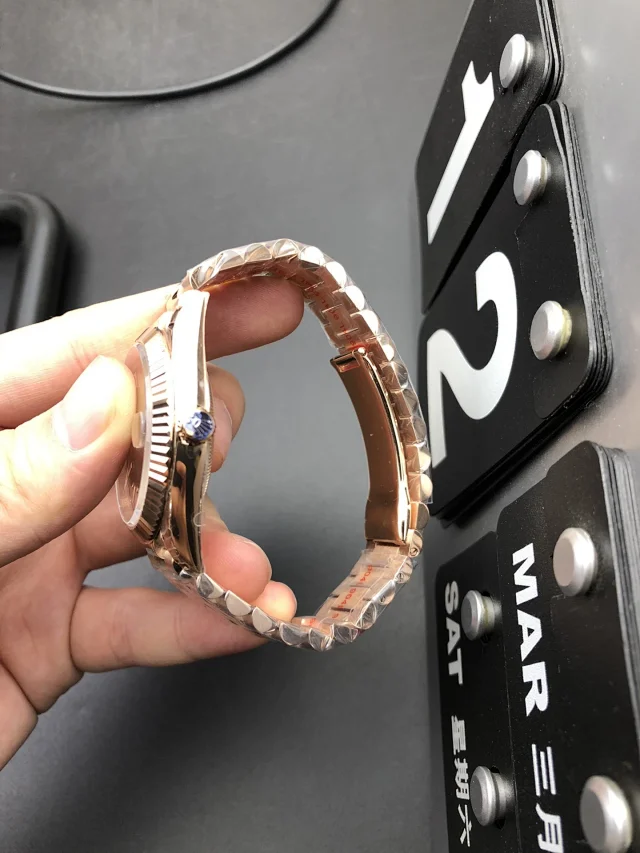 Rolex Datejust and Day-Date product detail image 3