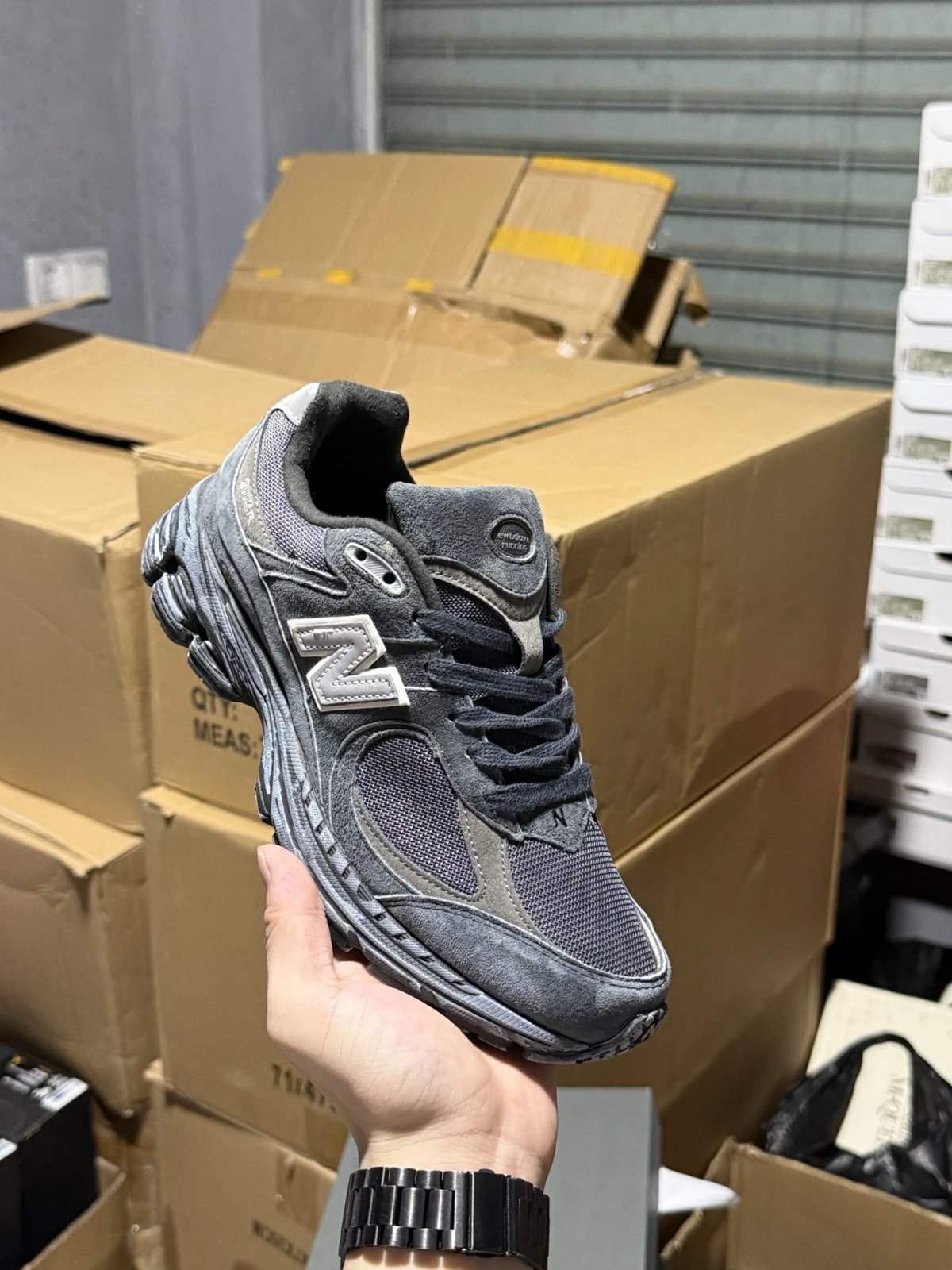 New Balance 2002R Gray Mesh Running Shoes product detail 2 in Litbuy spreadsheet finds