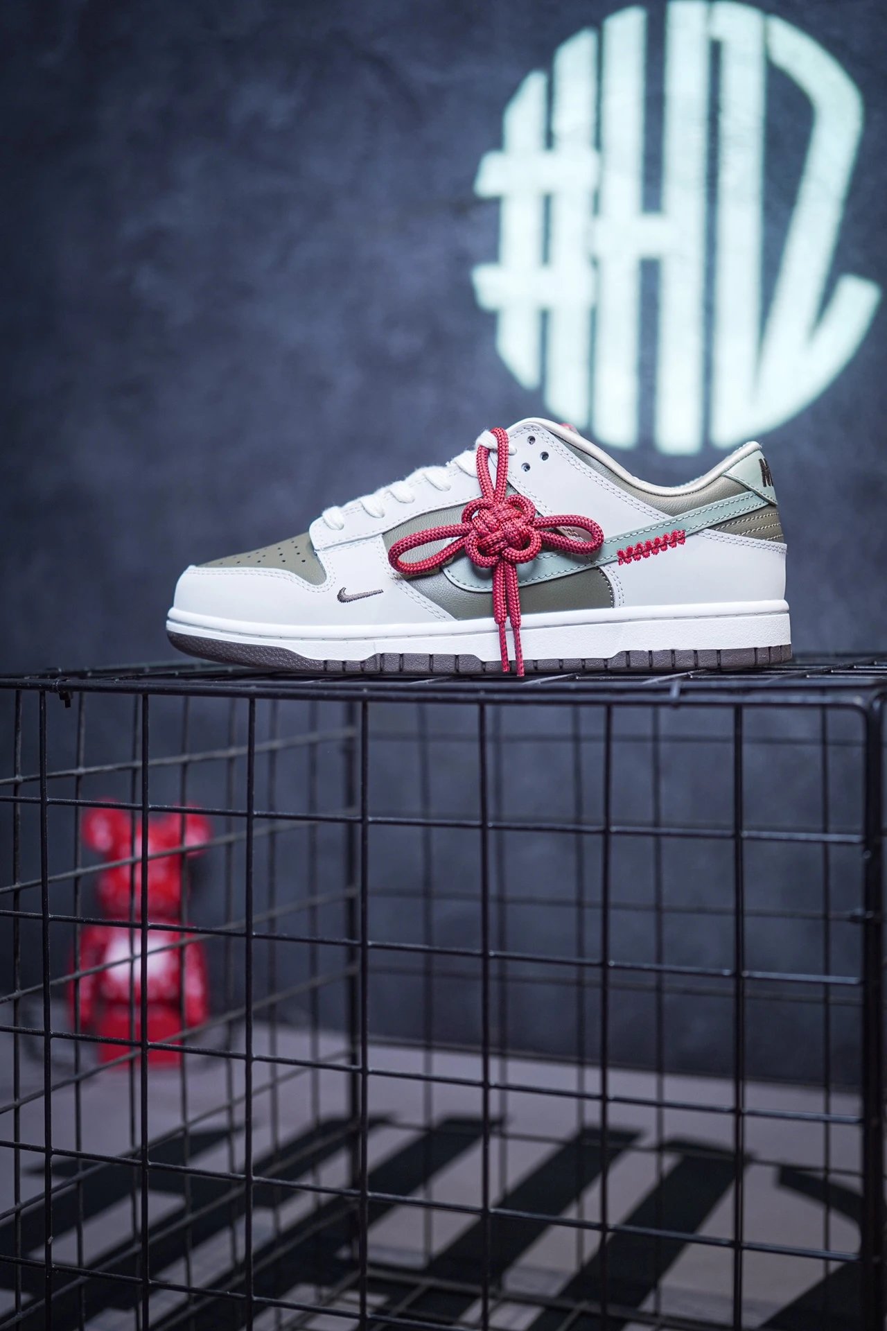 Nike Dunk Low Sneakers