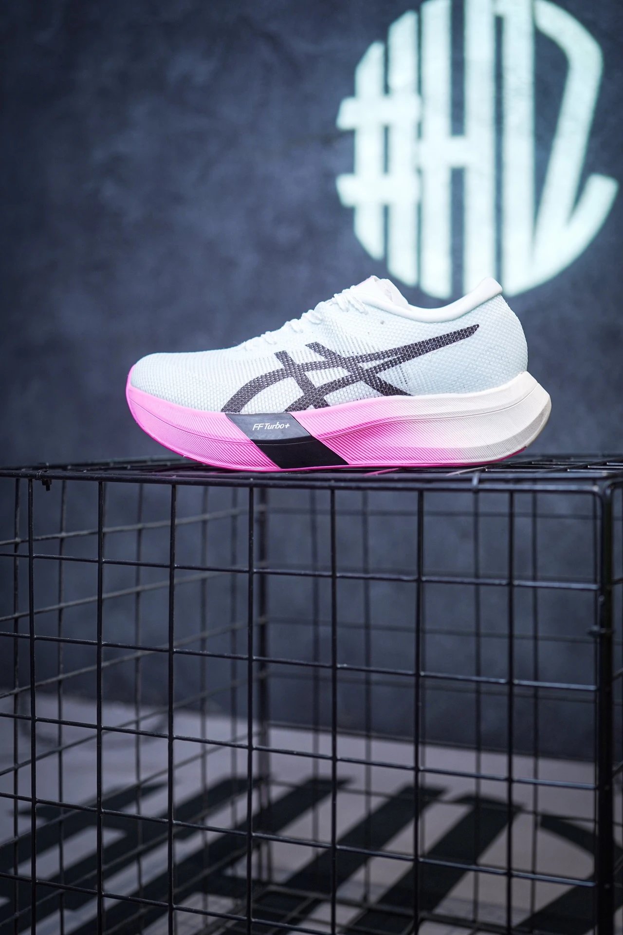 Asics Metaspeed Sky Paris
