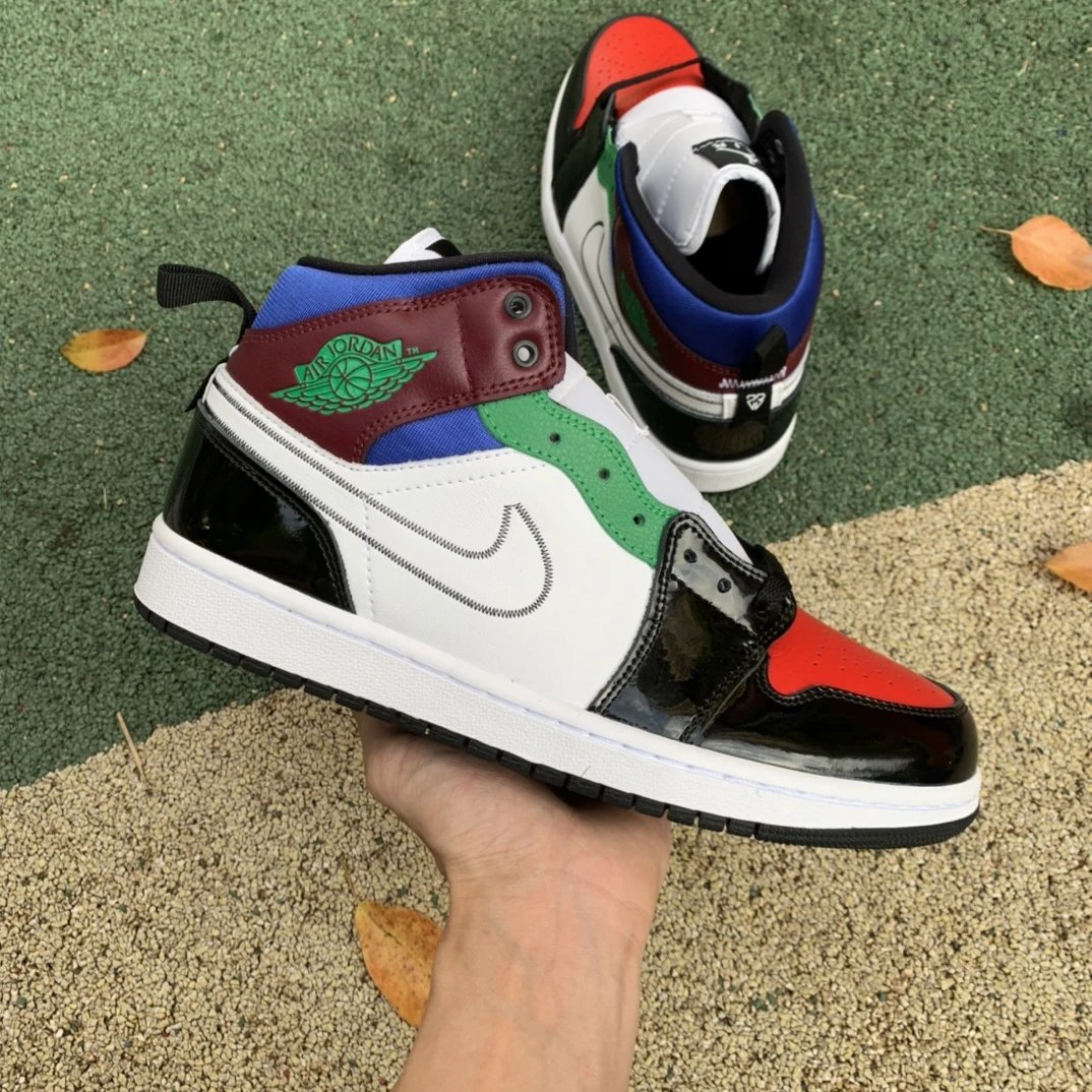 Air Jordan 1 Mid Sneakers