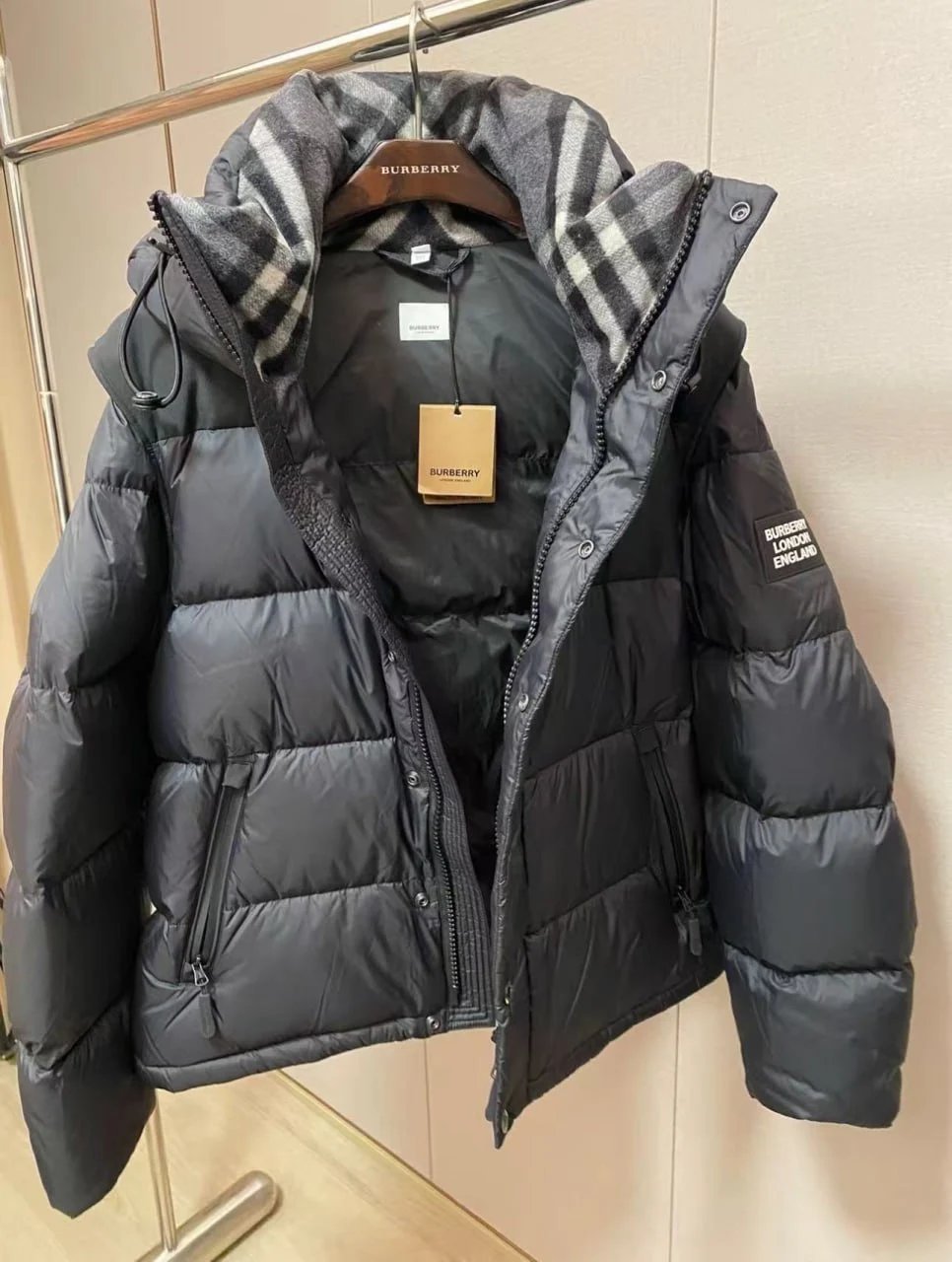 Product view 16