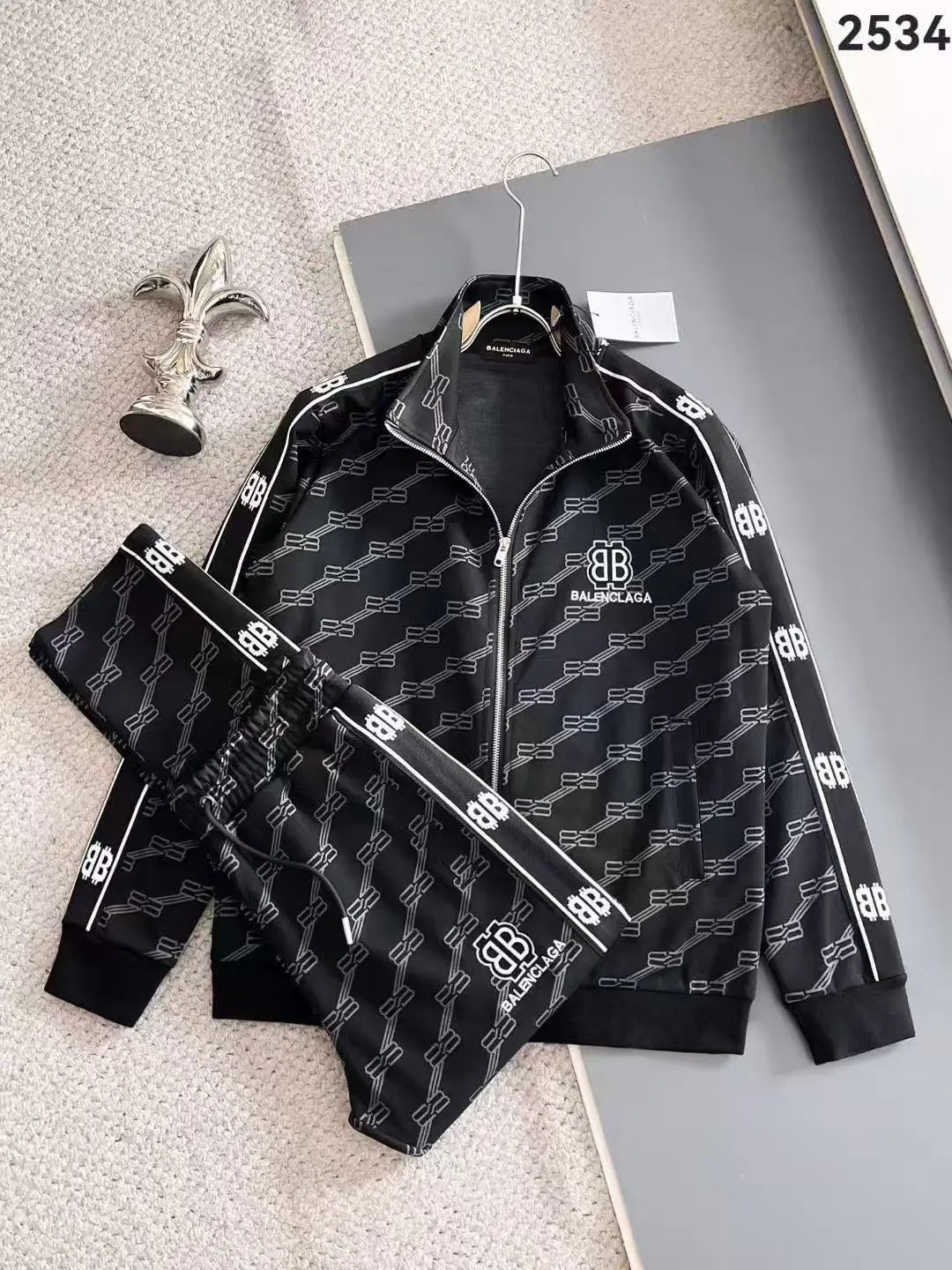 Product view 32