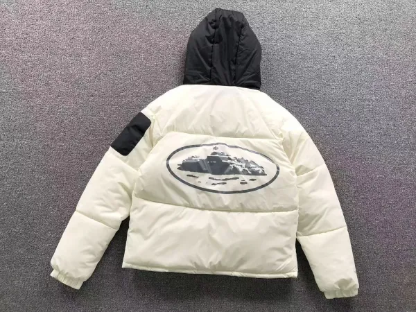 Off-White x Land Rover Puffer Jacket Army Green Down Jacket - 4