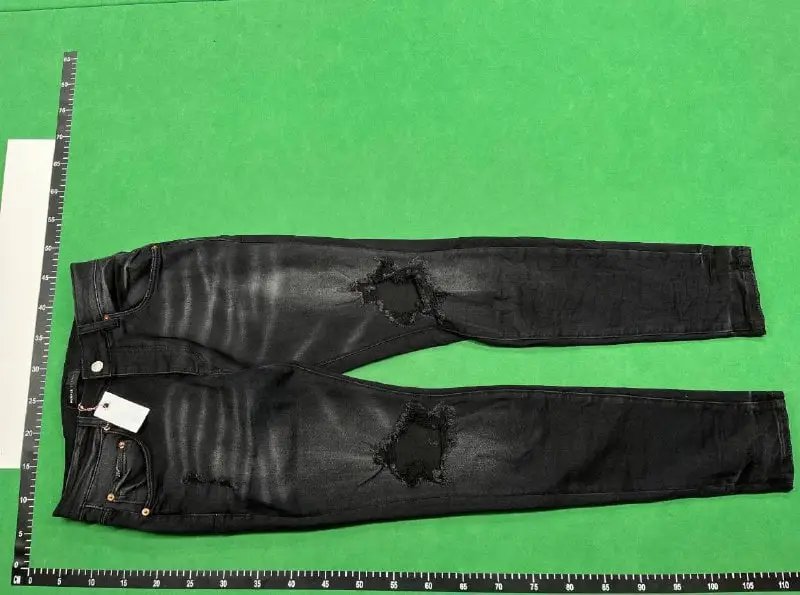 People-Stand Paint Splatter Black Jeans