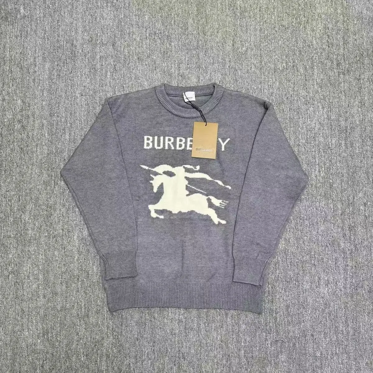 Burberry sweater