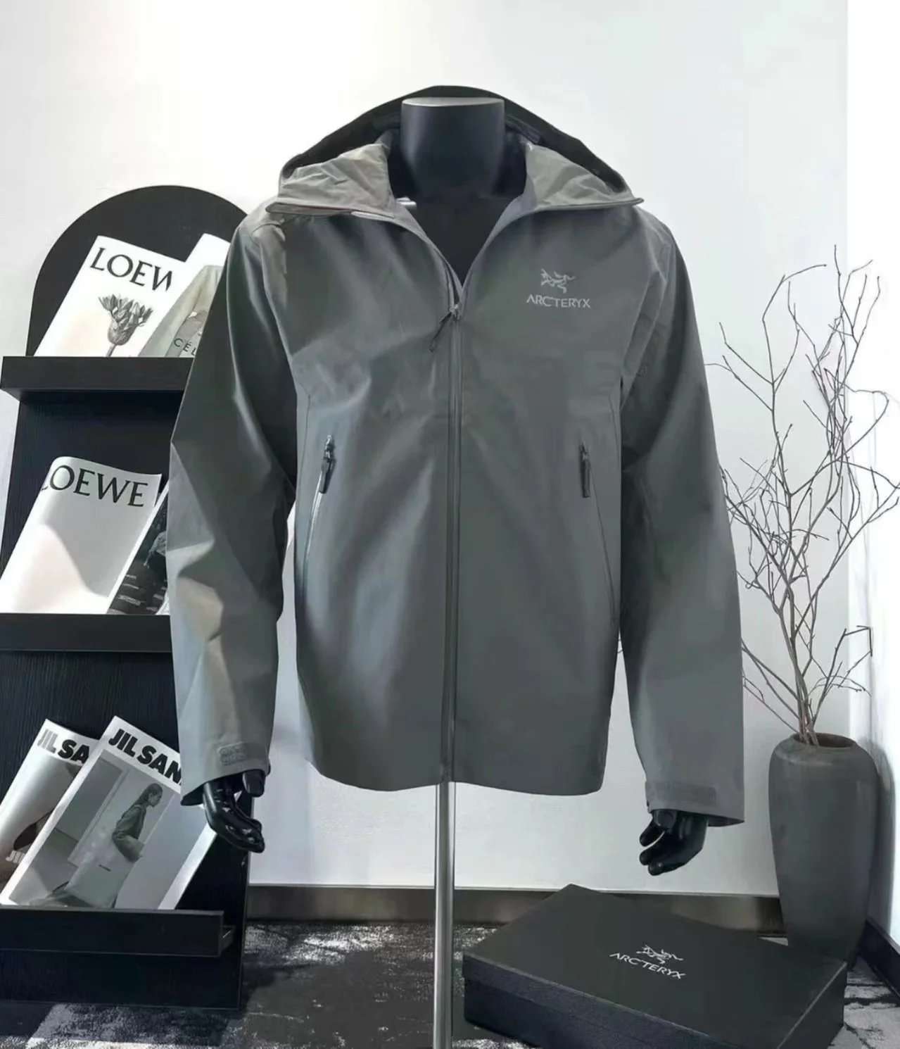 ASICS Jackets Hooded Sports Jacket — Arc-J gray