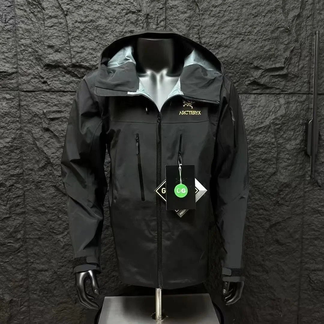 ASICS Jackets Hooded Sports Jacket — Arc-J black gold