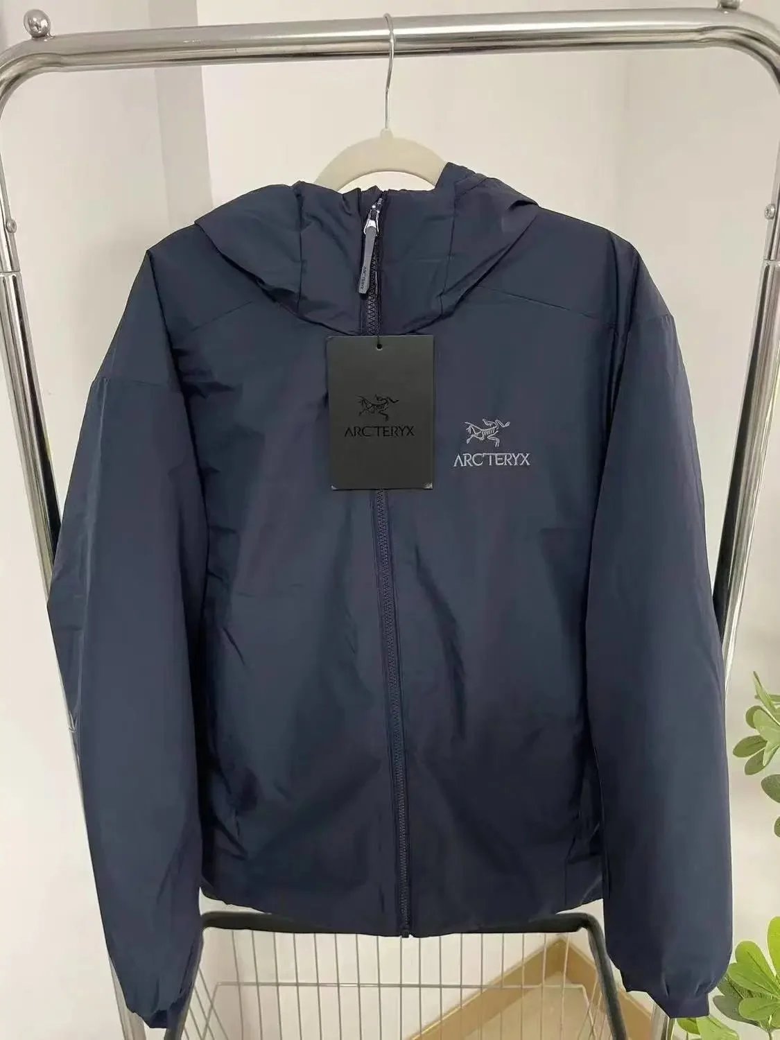 ASICS Jackets Hooded Sports Jacket — Arc Coat-Navy Blue