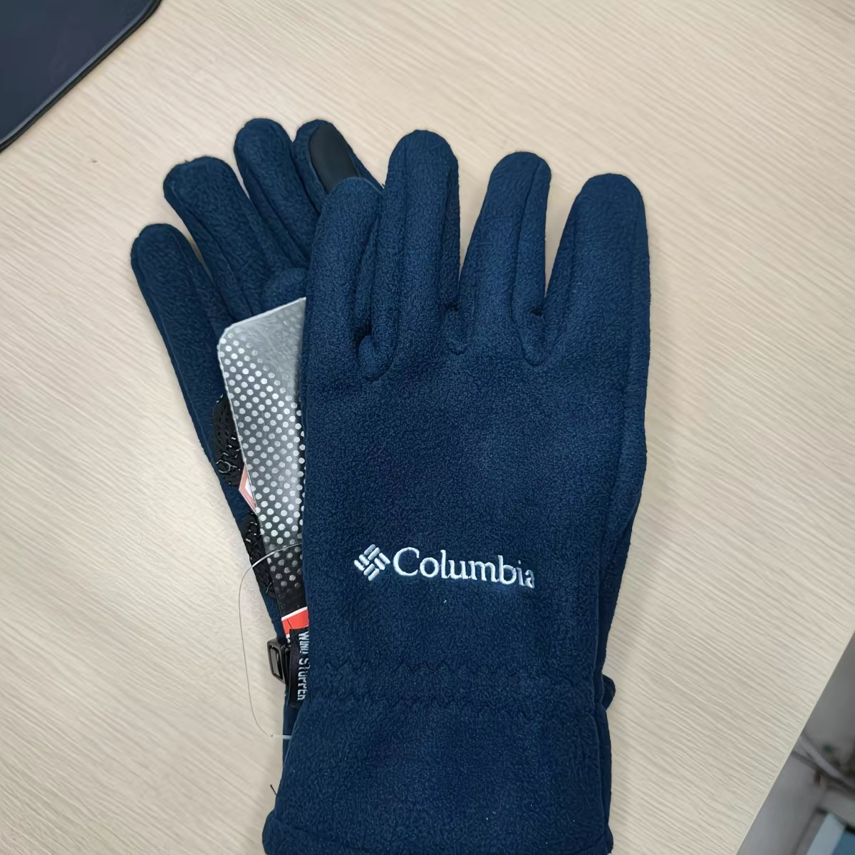 Nike Gloves Therma-FIT touchscreen grip — 07