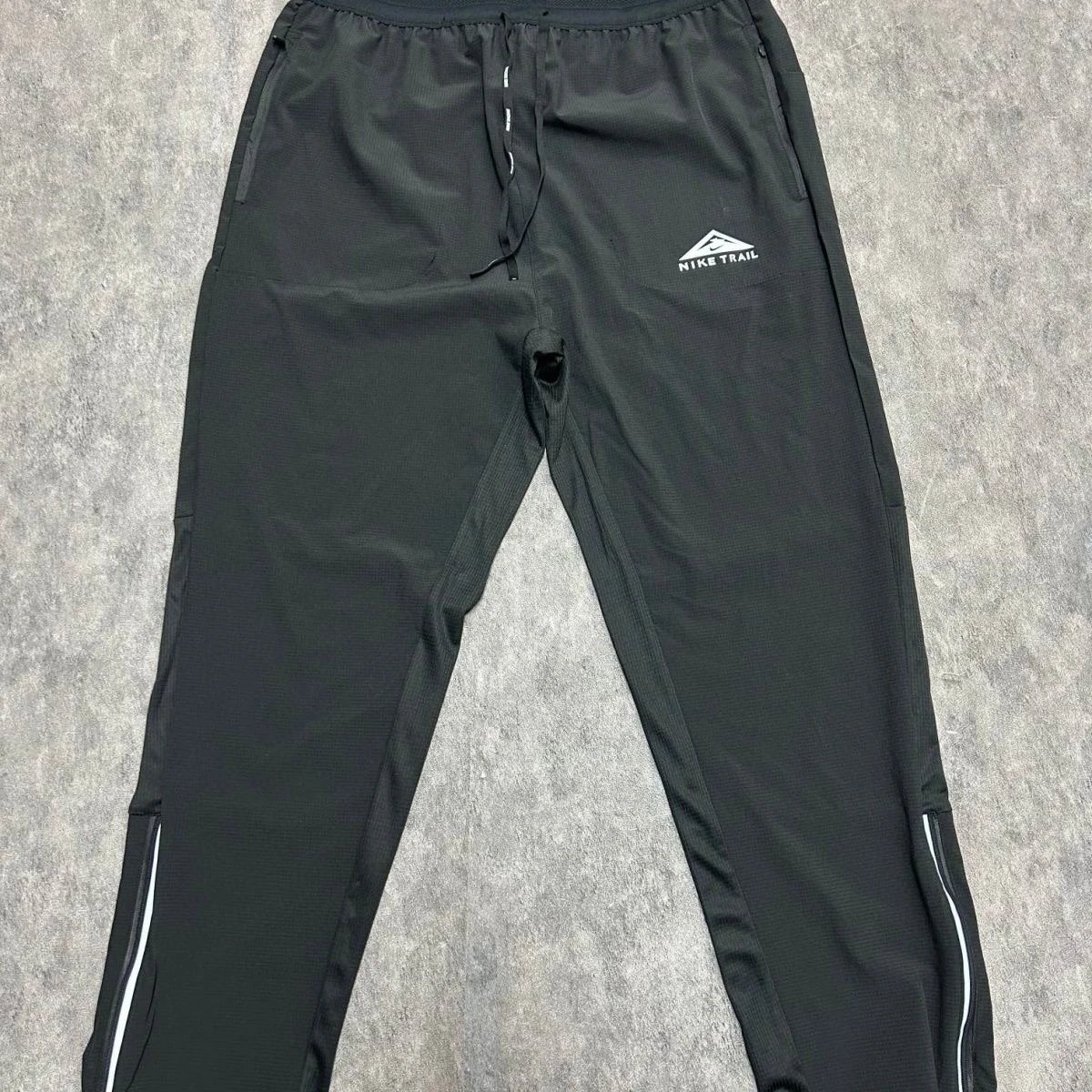Nike Trousers Tapered athletic track pants — Hot black trousers 01