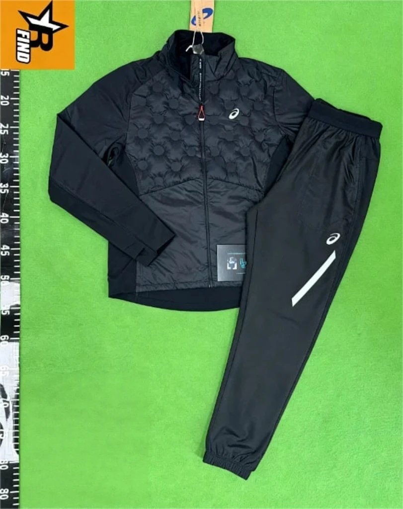 Nike Hooded and stand-collar zip sports jackets — 23