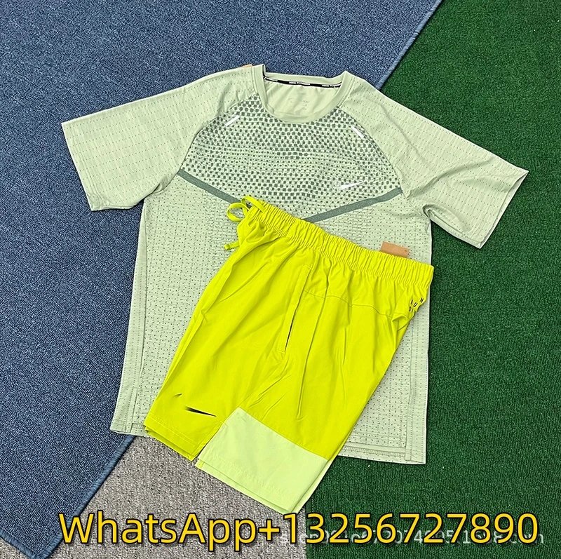 Nike Shirts Short-Sleeve Patterned Running Shirt — green green suit