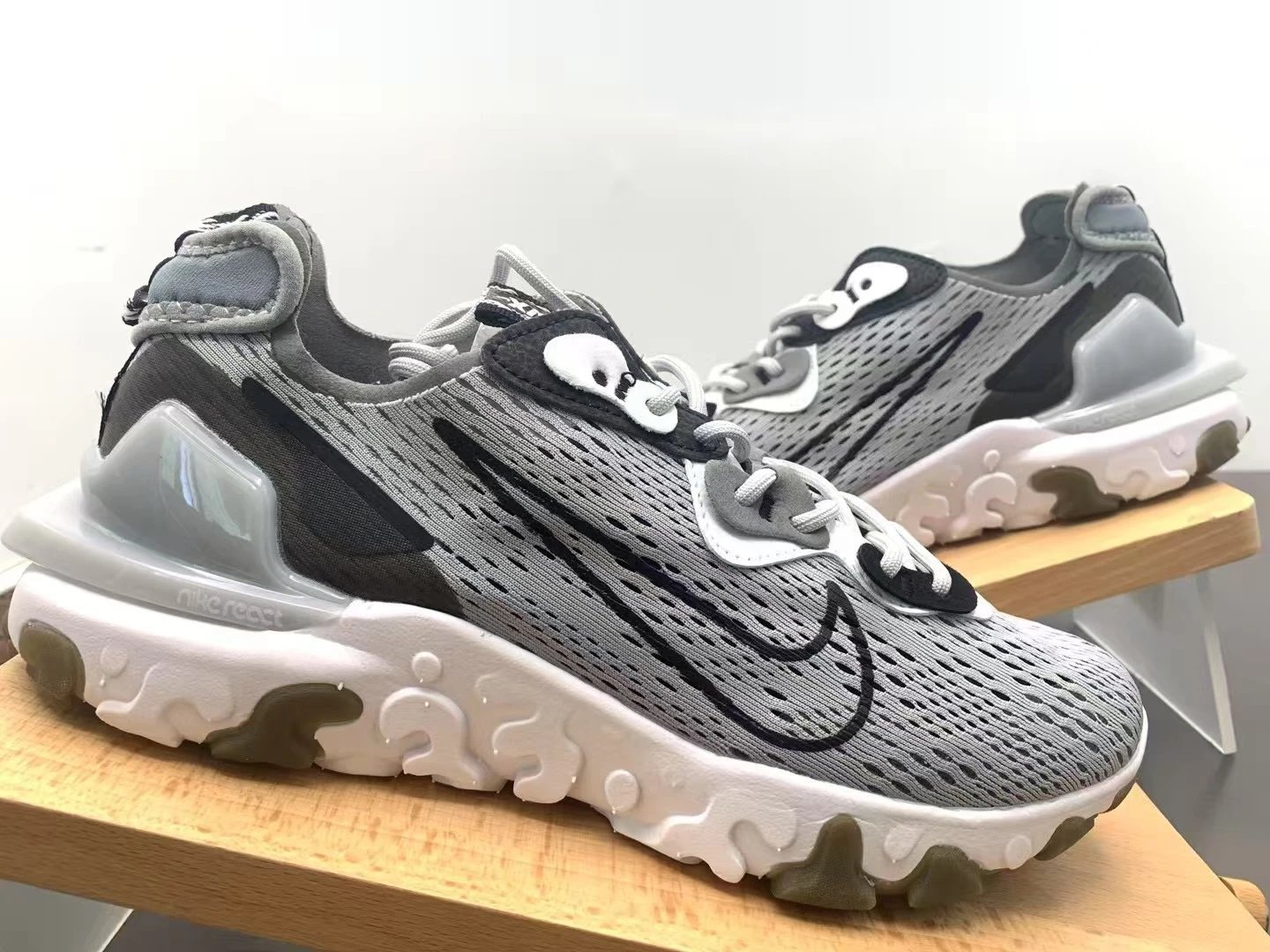 Nike Sneakers React Vision image 5