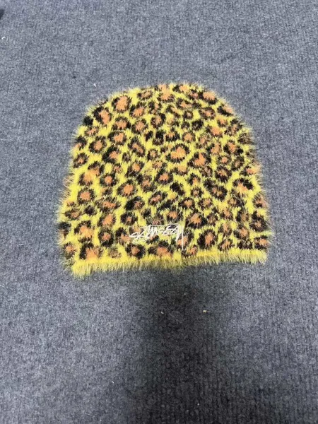 Stüssy Leopard Print Fuzzy Beanie Yellow - 1