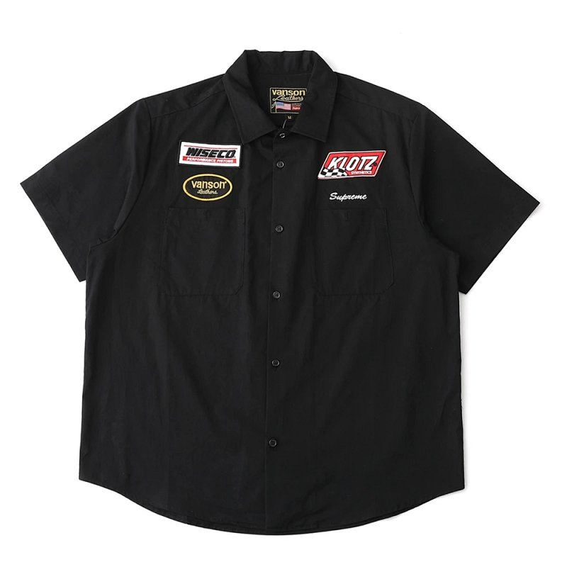 FW25 WEEK8 S/S Work Shirt 皮革徽标贴花条纹工装短袖衬衫 颜色：黑色 粉色 白色条纹 尺码：S M L XL   CS111