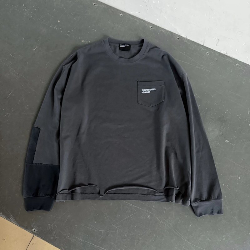 Enfants Riches Deprimes  标语口袋 拼接磨破长袖T恤 尺码： S M L XL  颜色：水洗灰蓝色  ERD8861