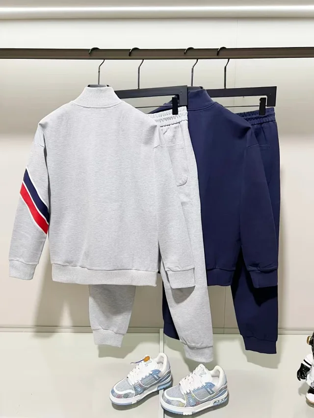 Moncler Zip-up track jacket, hooded sweatshirt and jogger designs with tricolor trim product detail image 2