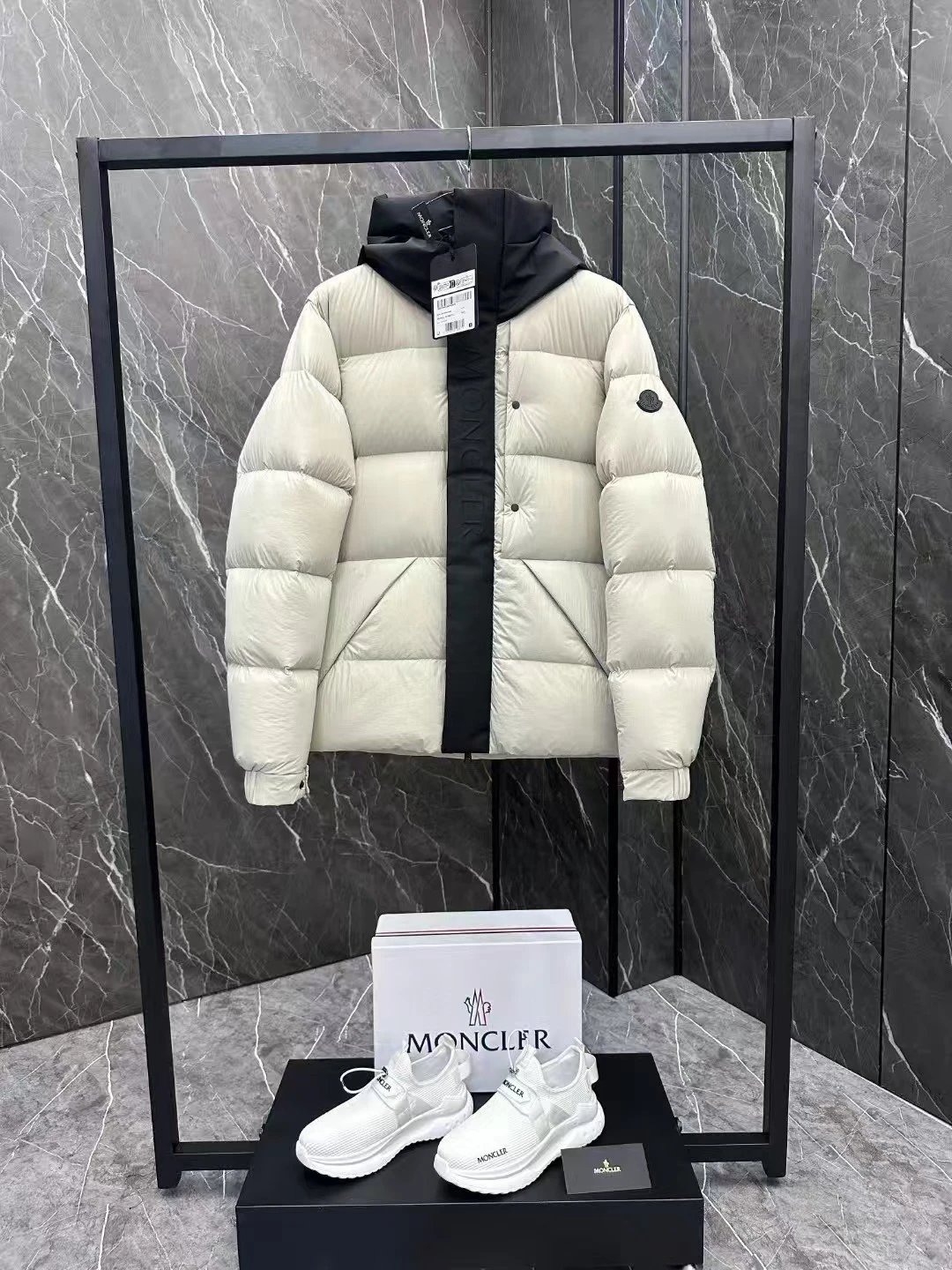 Moncler Zip-up track jacket, hooded sweatshirt and jogger designs with tricolor trim image 7