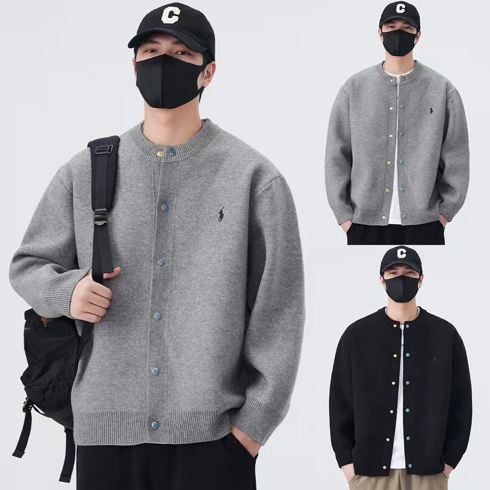 XX01-R Horse Half Turtleneck Sweater