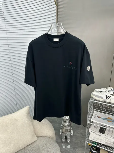 Moncler Logo-Embroidered Black T-Shirt - 1