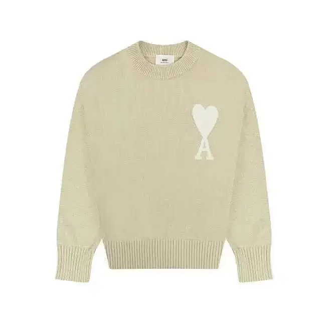 Ami 7-Color Heart Sweater Detail