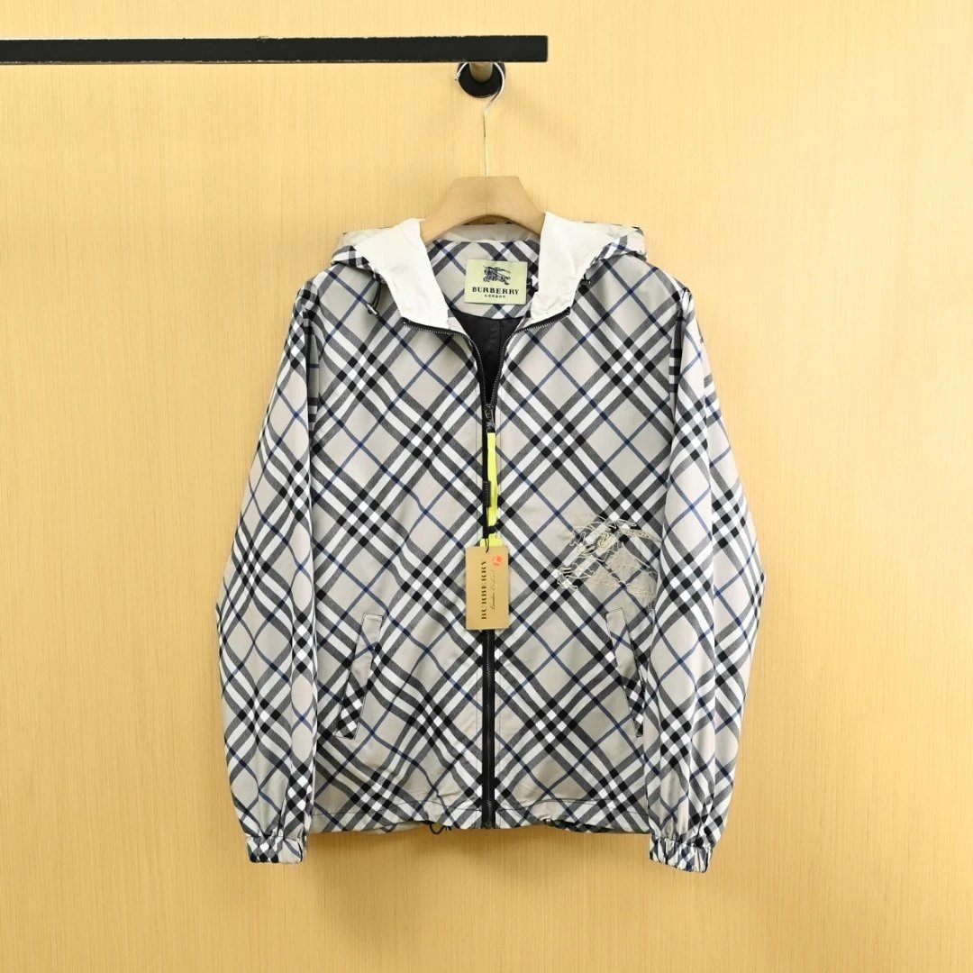 Burberry Jacket photo 3