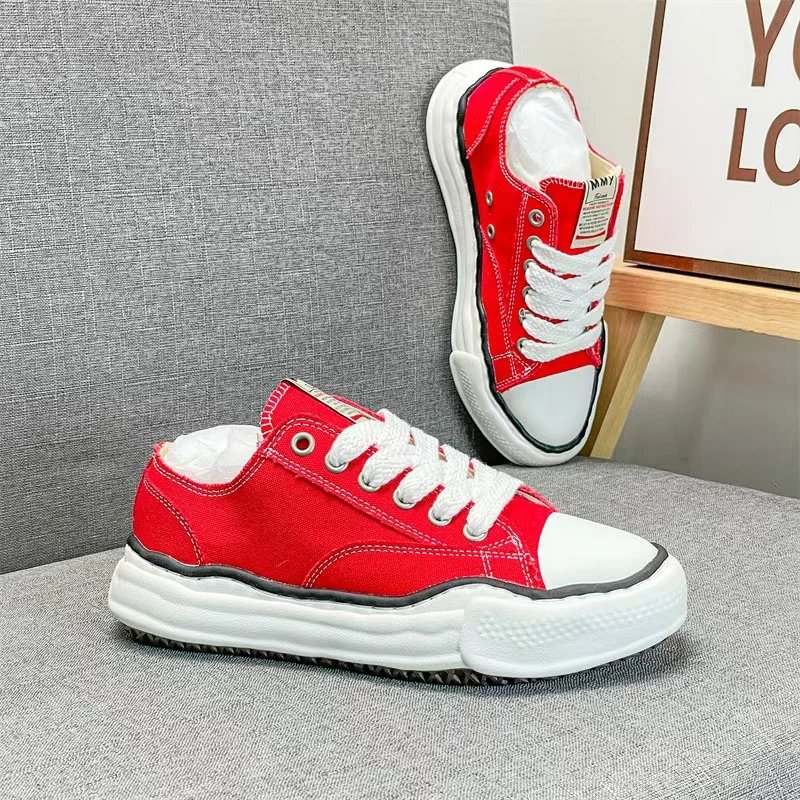 Unbranded Sneakers Low-Top Lace-Up with Sawtooth Sole — MMY-02