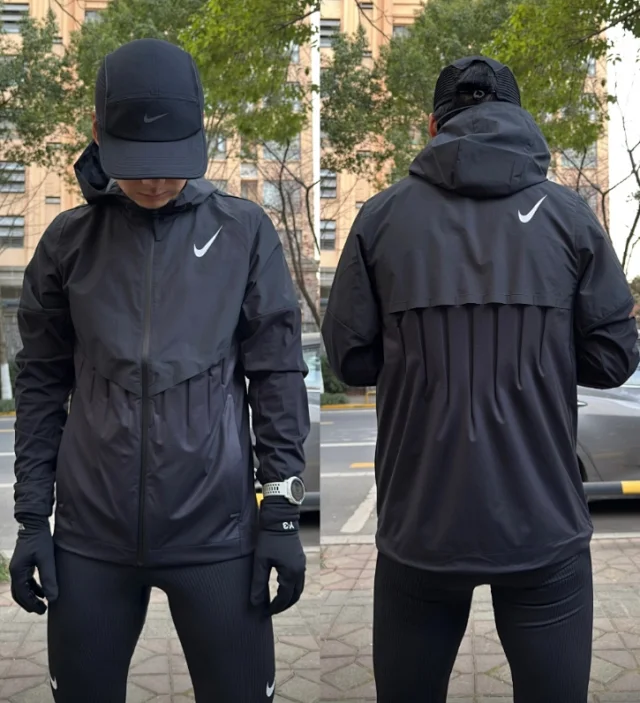 Nike Jackets Running Division Hooded Reflective Grid Windbreaker product detail image 8