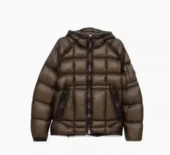 Brown (more details WhtsApp+853 66840092)