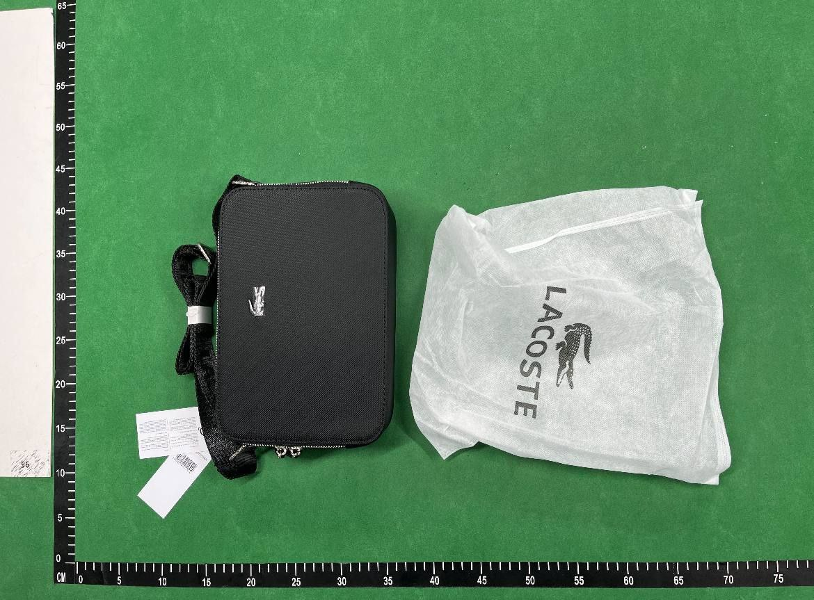 Burberry Crossbody Bags Zippered Bag image 5