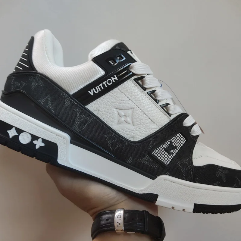 LV-1